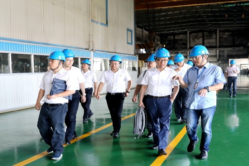 2020年9月8日,时任商务部亚洲司副司长杨伟群、马来西亚驻华使馆公使施志光莅临8868体育手机版登录入口对马来西亚项目进行调研