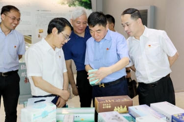 要闻 | 嘉兴市委副书记、政法委书记帅燮琅一行莅临8868体育手机版登录入口调研指导