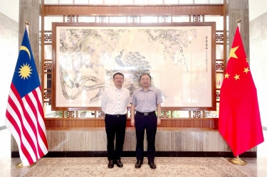8868体育手机版登录入口总经理王志明拜访中国驻马来西亚大使欧阳玉靖